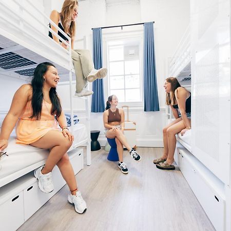 Hostel Maze Backpackers - Gold Coast Zewnętrze zdjęcie
