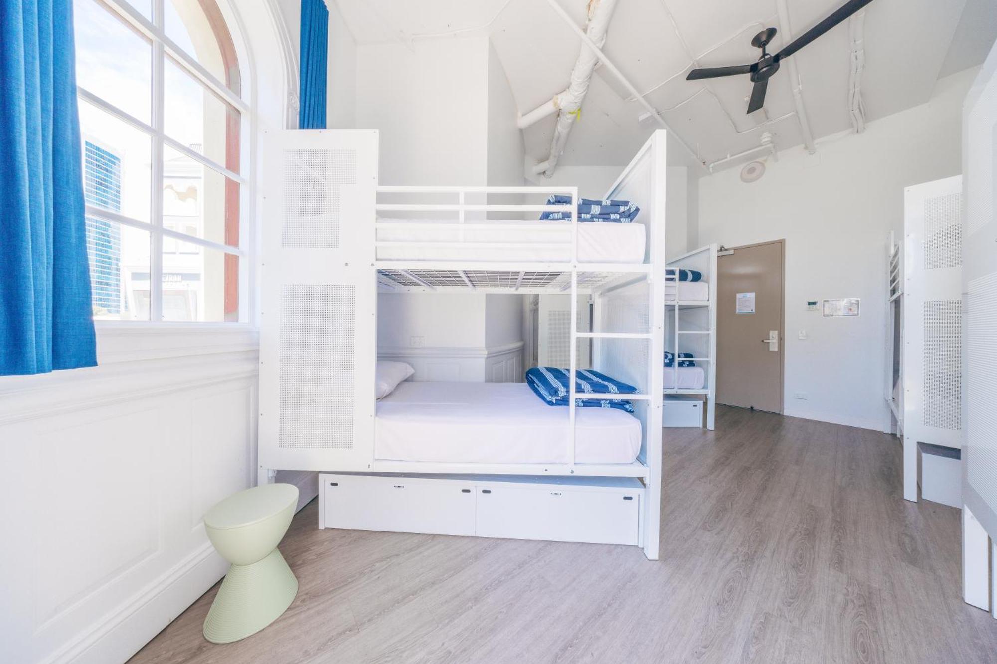 Hostel Maze Backpackers - Gold Coast Zewnętrze zdjęcie